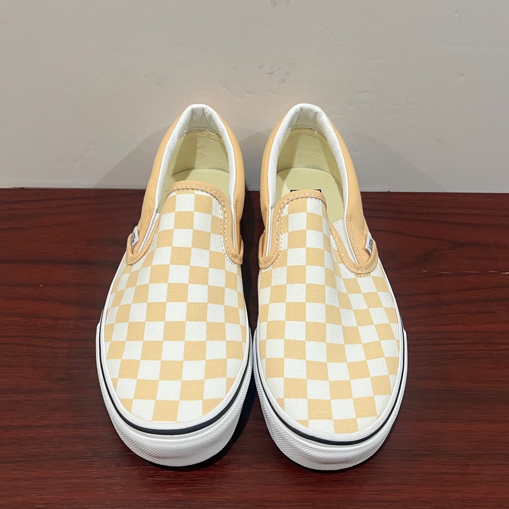 Vans, Classic Slip-On, VN0A7Q5DBLP, Peach & White - Picture 4 of 12